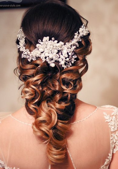 Свадебная прическа Е16803 - Стилист-визажист Елена Борисова